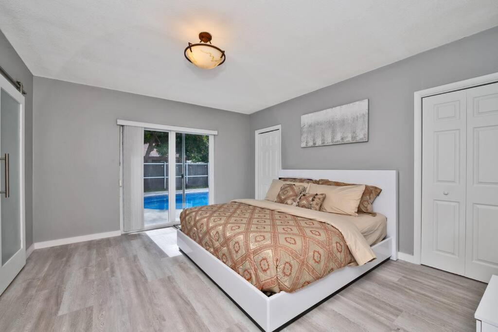 Spacious 4 Bedrooms, 2 Bathroom House With Pool Miramar Exteriör bild