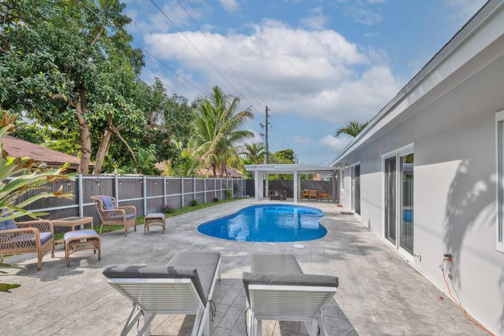 Spacious 4 Bedrooms, 2 Bathroom House With Pool Miramar Exteriör bild