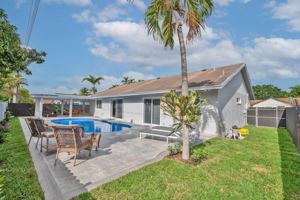 Spacious 4 Bedrooms, 2 Bathroom House With Pool Miramar Exteriör bild