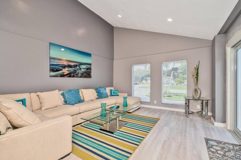 Spacious 4 Bedrooms, 2 Bathroom House With Pool Miramar Exteriör bild